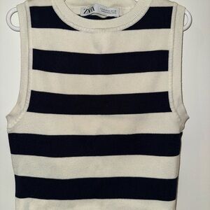 Zara Black and White Striped Sleeveless Top